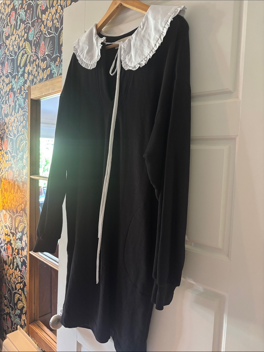 Black Long-Sleeve Sweatshirt Dress with White Ruffle Collar